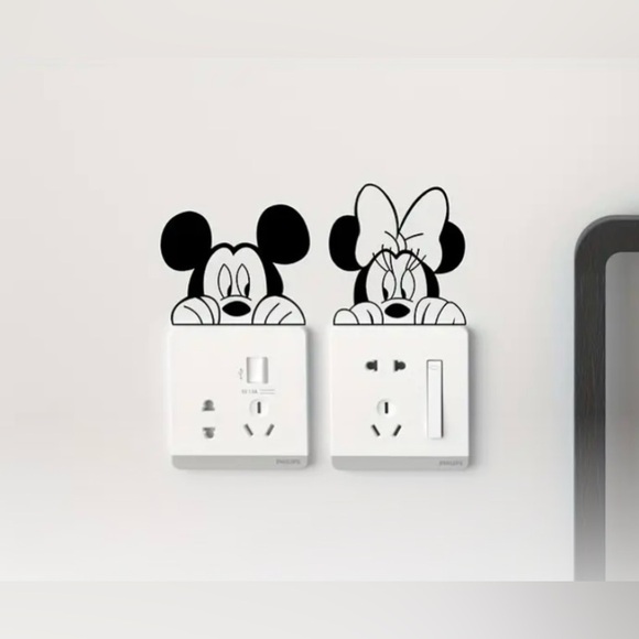 3/$10 - 2pcs/set - Disney Mickey Minnie Mouse Vinyl Sticker - Picture 5 of 7